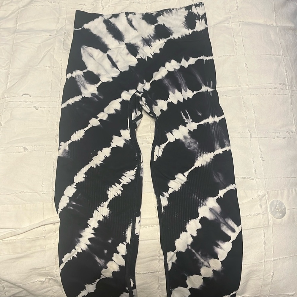 VS Pink Active leggings